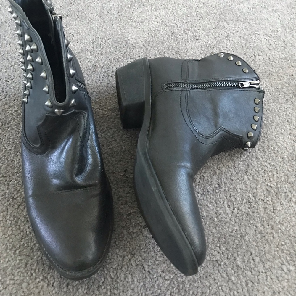 black studded mossimo ankle boots size 10